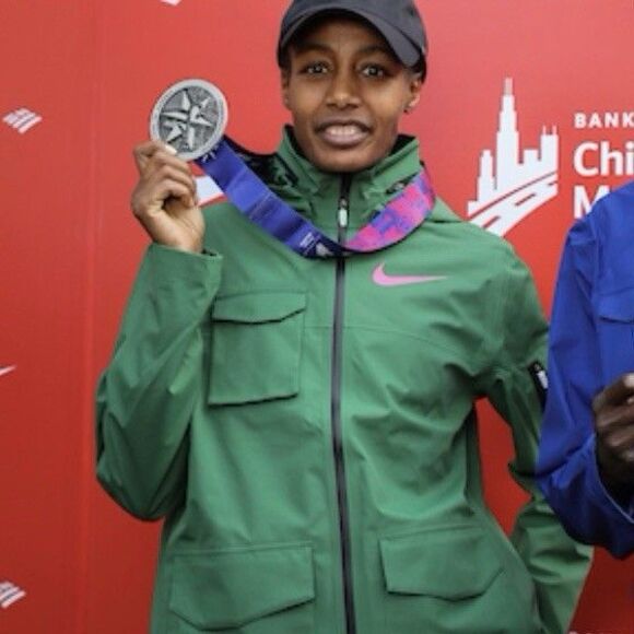 Nike Pro Elite Storm-FIT ADV Women’s Size S Green Pink 2023 Track & Field Jacket - Picture 1 of 11